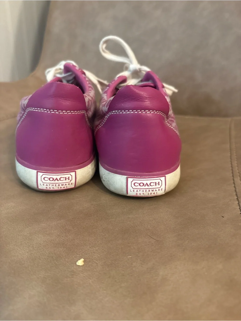 Coach pink white logo Barrett lace up shoes sneakers size 7B